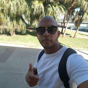 Meet your Posher, Eduardo